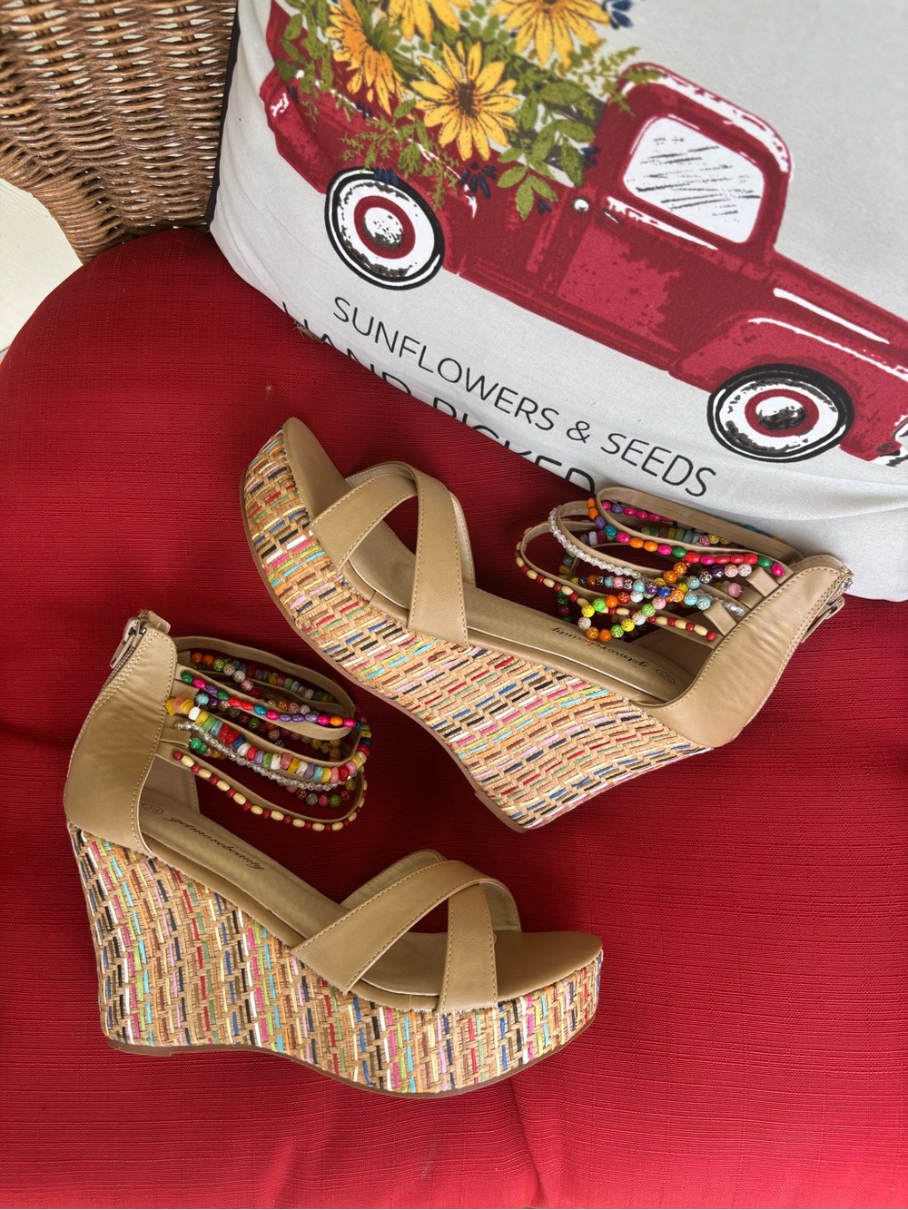 Getmorebeauty NWT Women’s Wedge Sandals W/ Beads High Heels EUR 39 US 8
